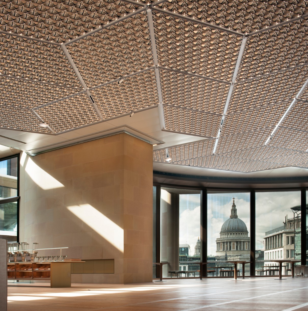 BLOOMBERG HQ WINS RIBA STERLING PRIZE 2018.jpg