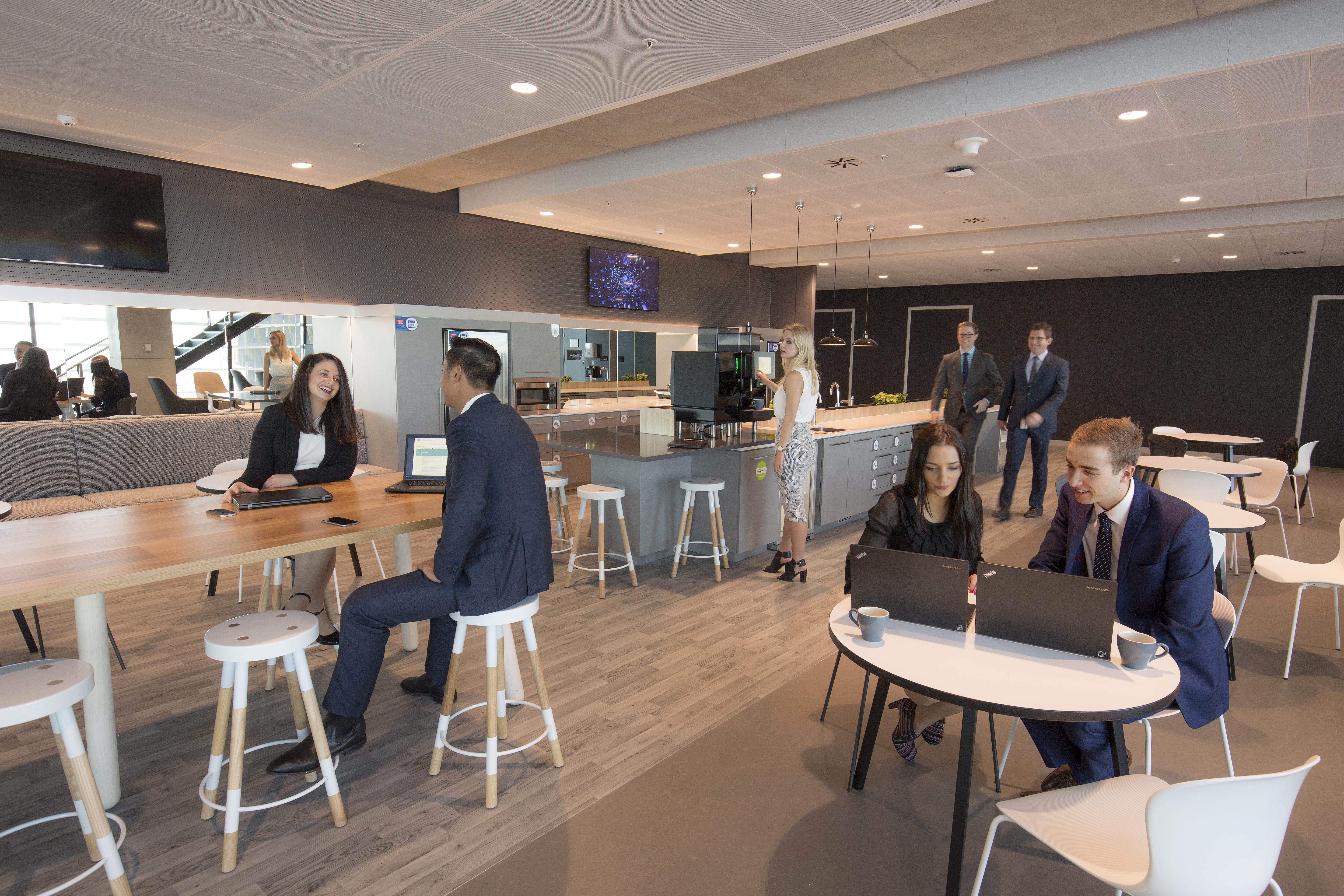 KPMG-Lrg-330-com (4).jpg (1)