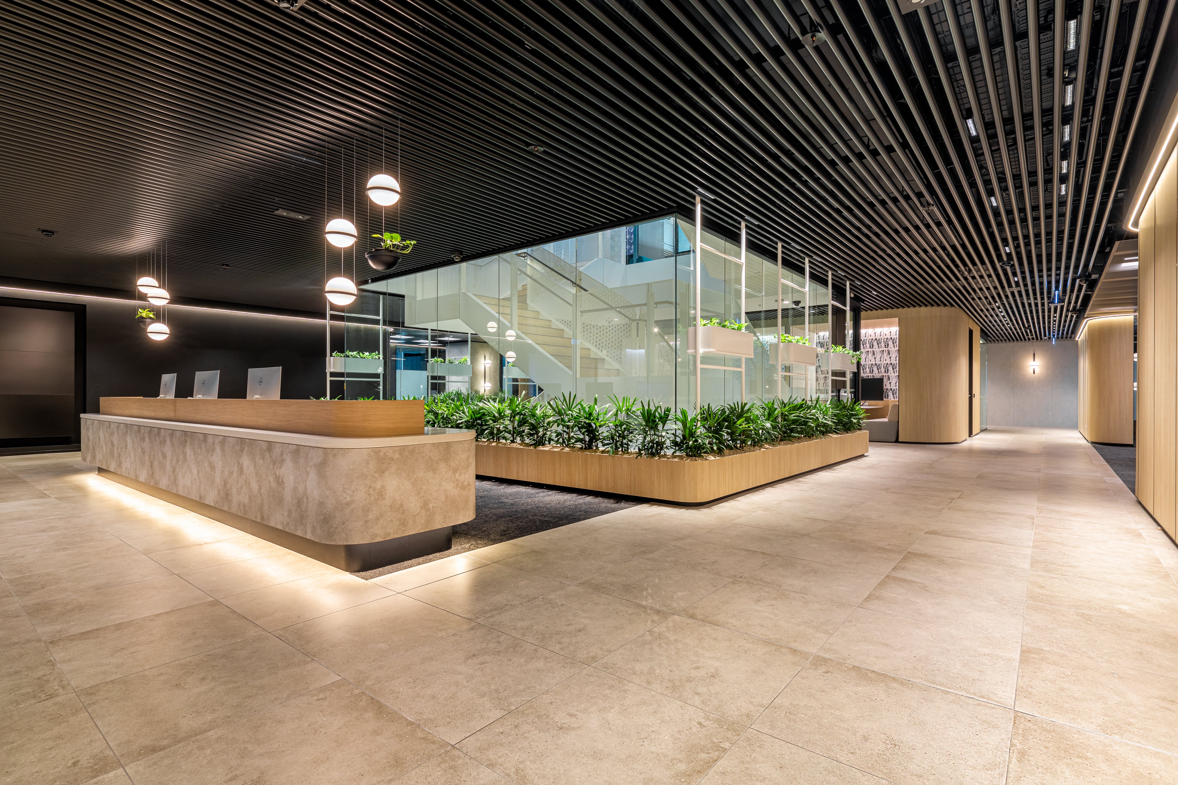 NBN Sml 750 Com (11)